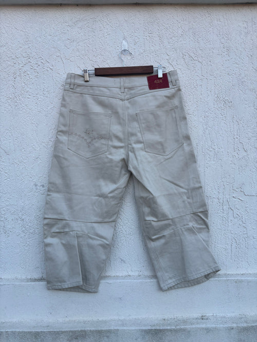 424 Capri Shorts