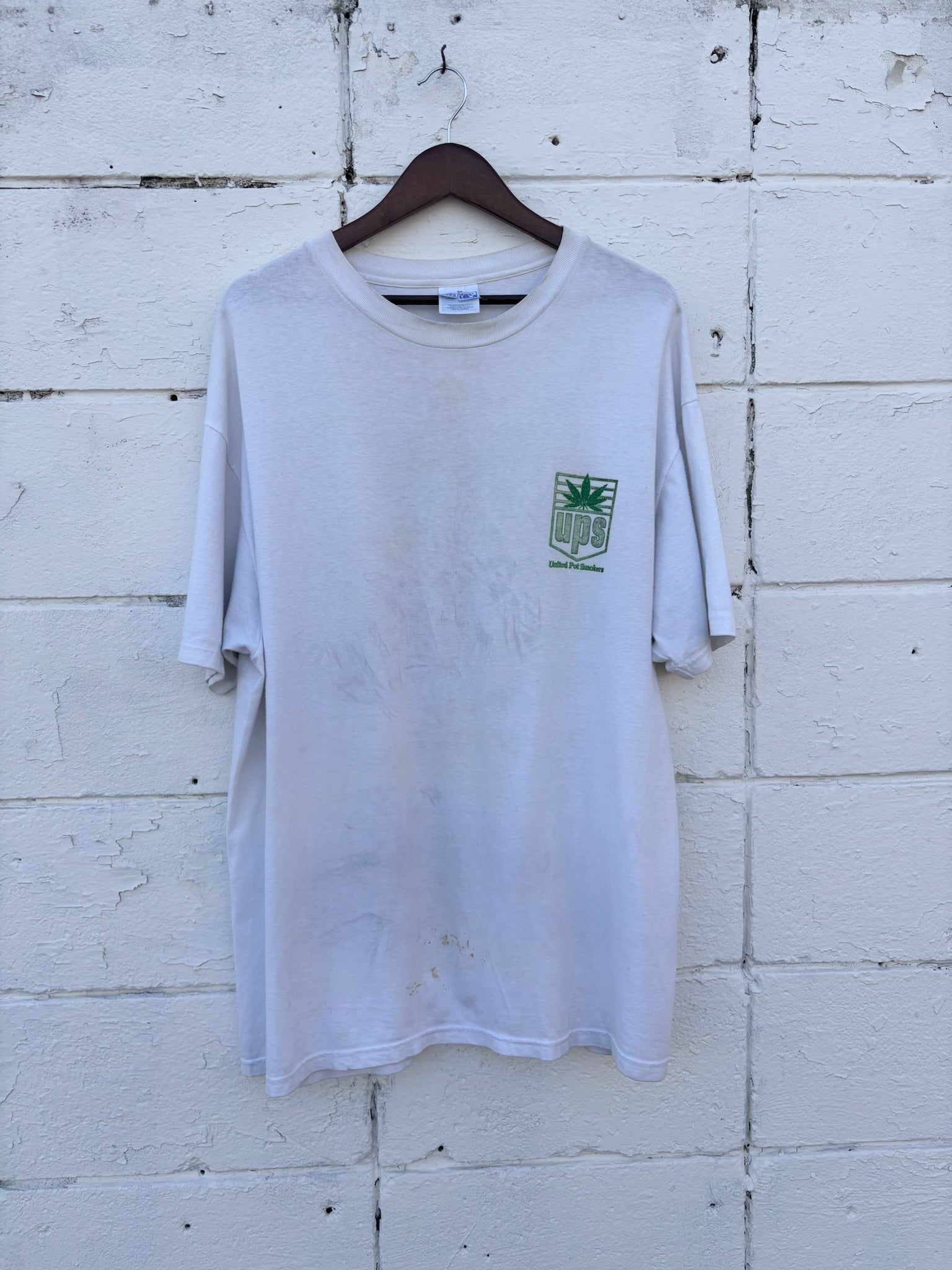 Vintage Pot Smokers "UPS" parody tee WHT