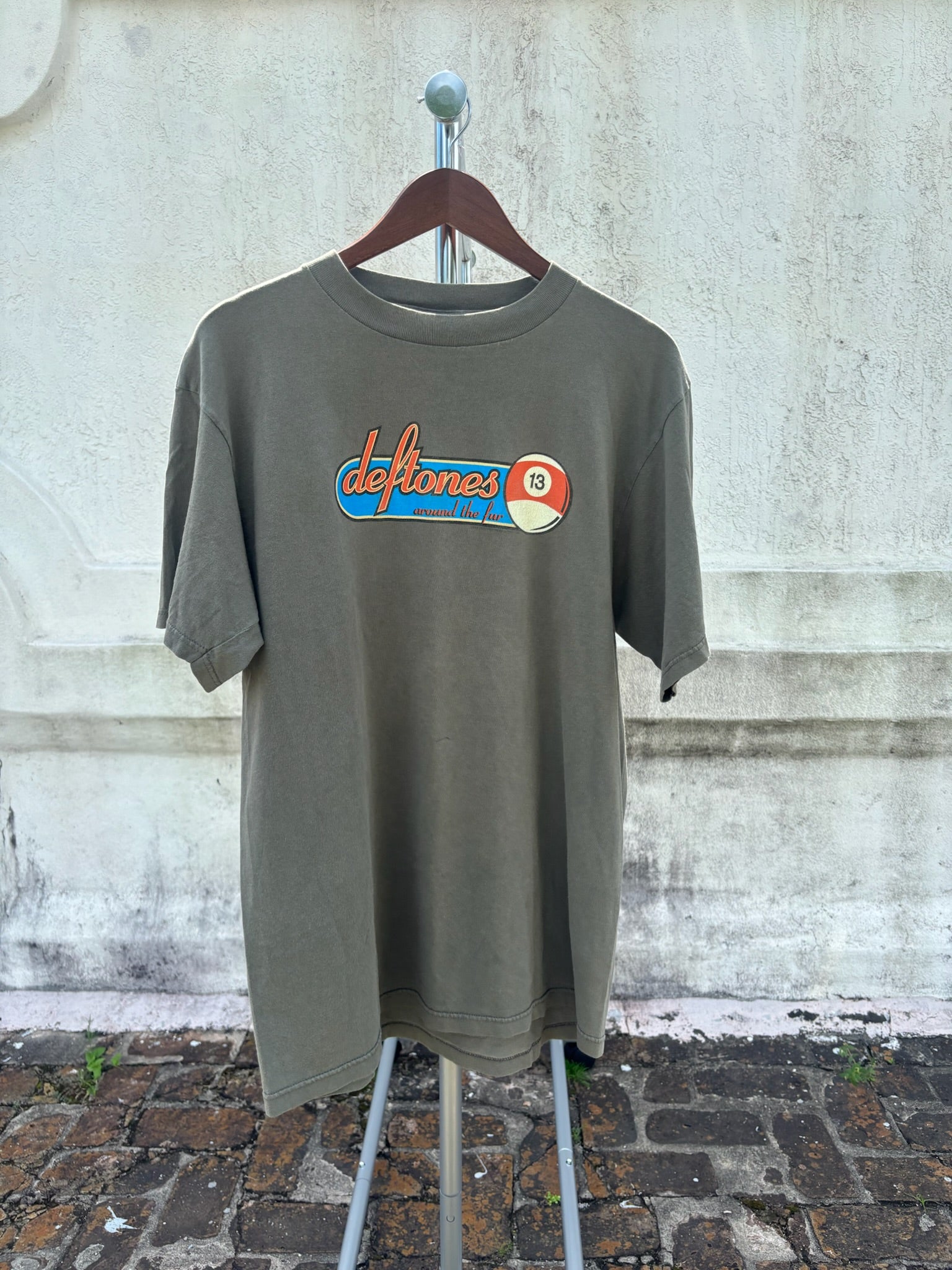 Vintage Deftones Around the Fur tour tee